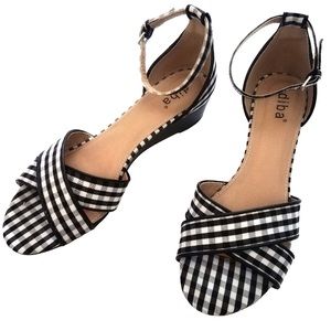 Diba Jessia Wedge Gingham Plaid Sandal, size 6.5